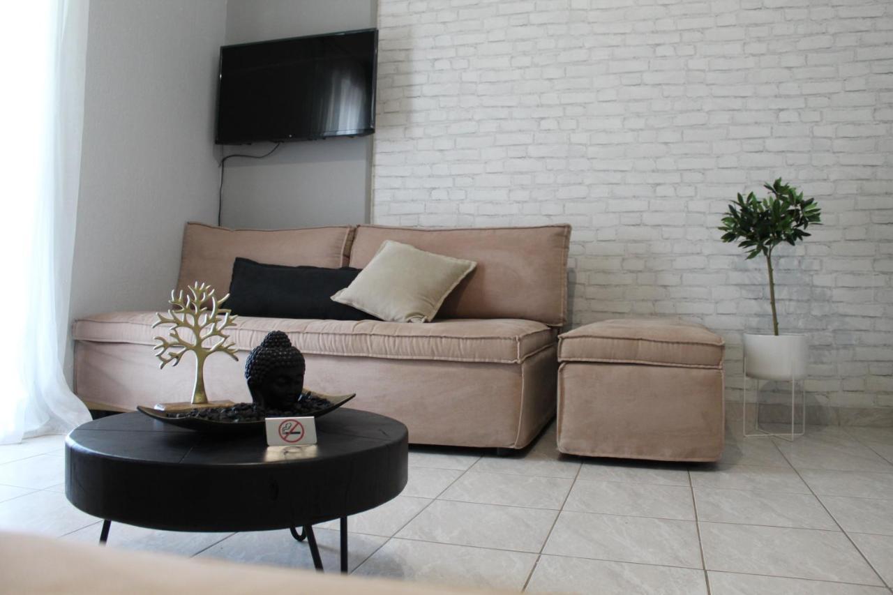 Azure Bliss Suites นิกิติ ภายนอก รูปภาพ