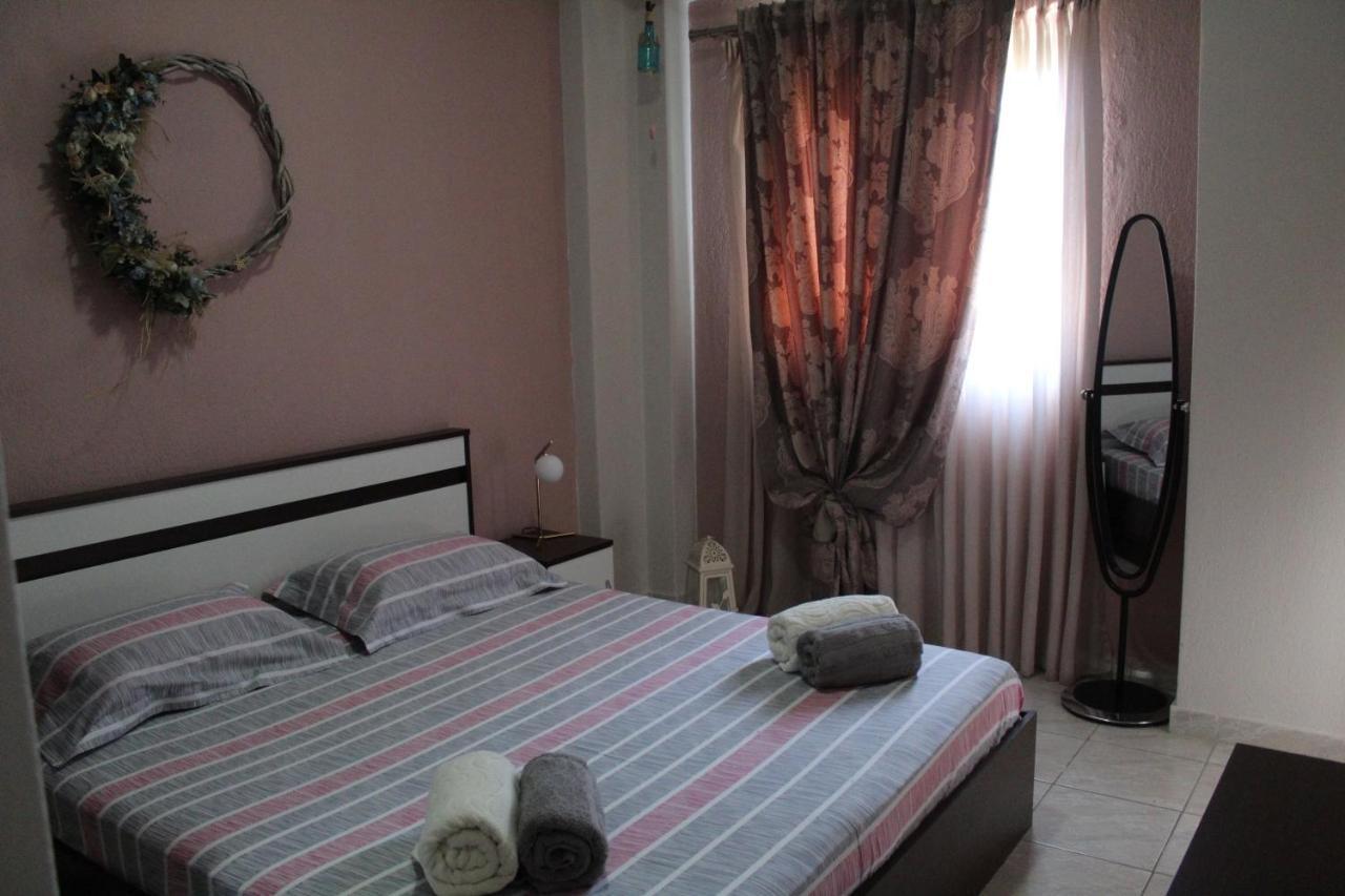 Azure Bliss Suites นิกิติ ภายนอก รูปภาพ