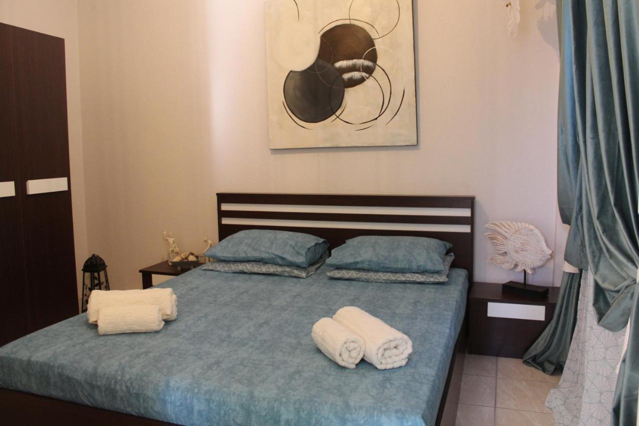 Azure Bliss Suites นิกิติ ภายนอก รูปภาพ
