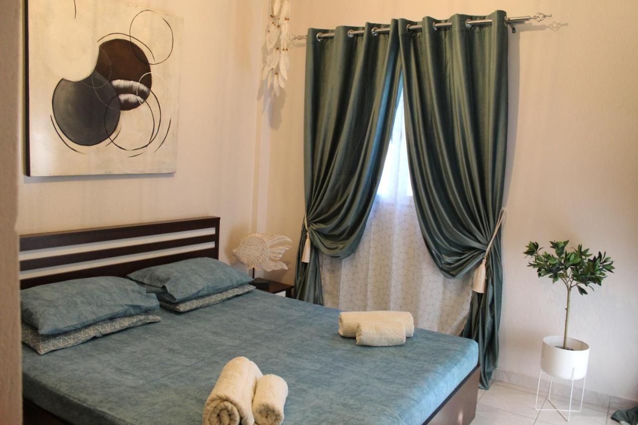 Azure Bliss Suites นิกิติ ภายนอก รูปภาพ