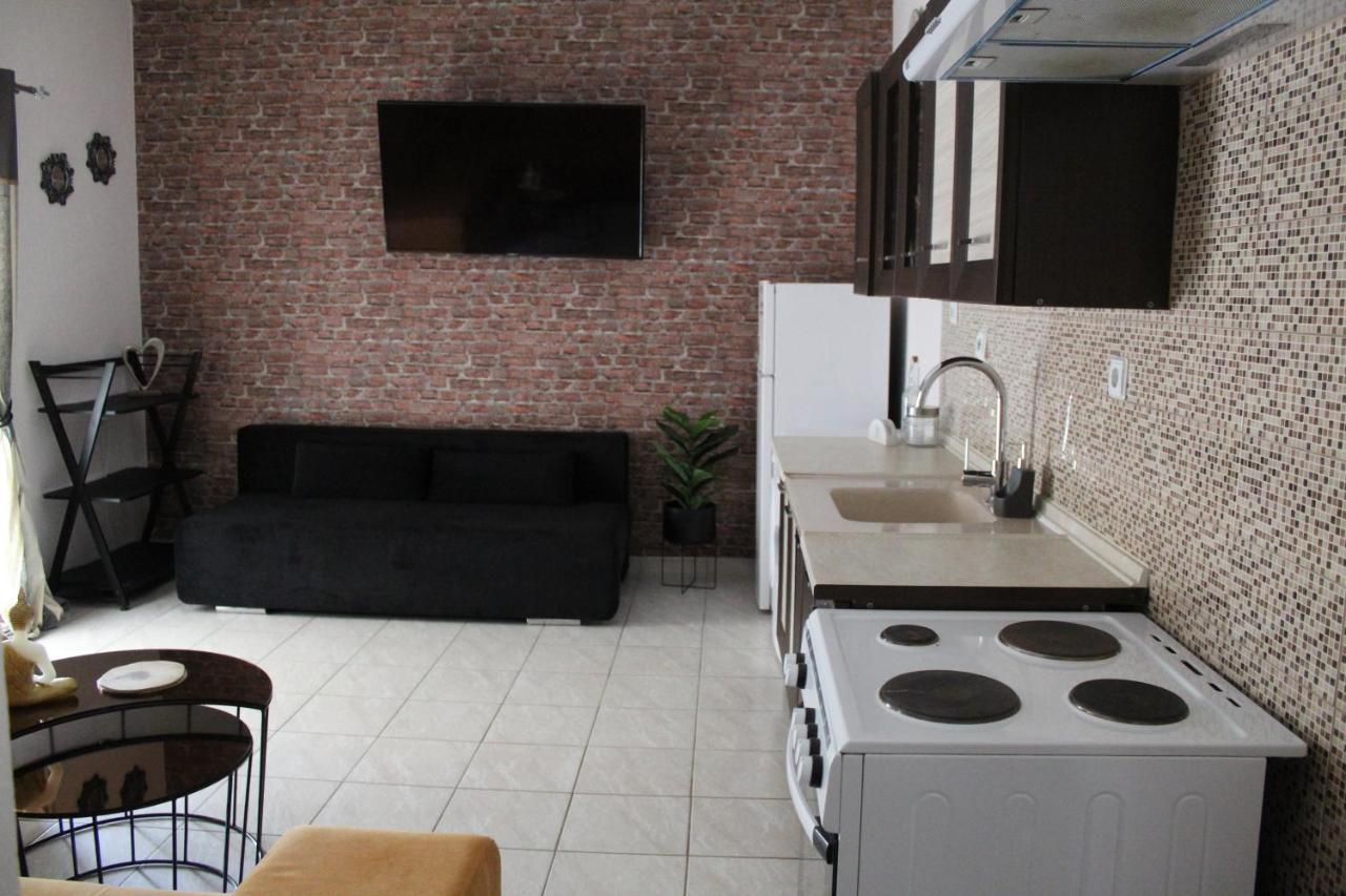 Azure Bliss Suites นิกิติ ภายนอก รูปภาพ
