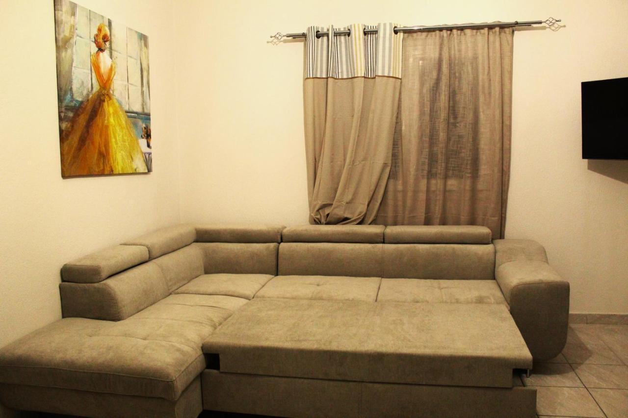 Azure Bliss Suites นิกิติ ภายนอก รูปภาพ