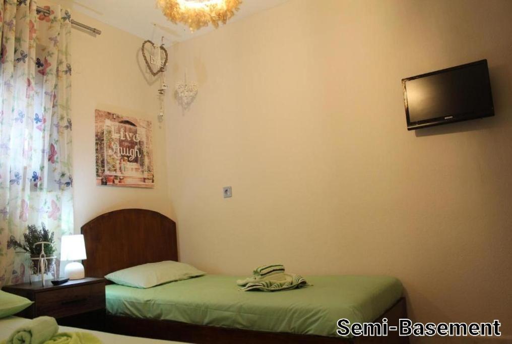 Azure Bliss Suites นิกิติ ภายนอก รูปภาพ