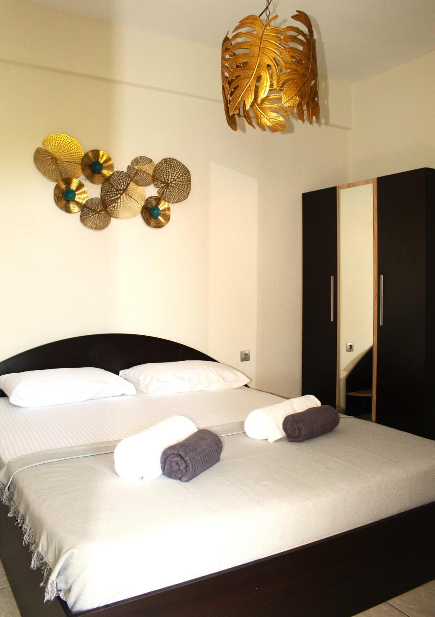 Azure Bliss Suites นิกิติ ภายนอก รูปภาพ
